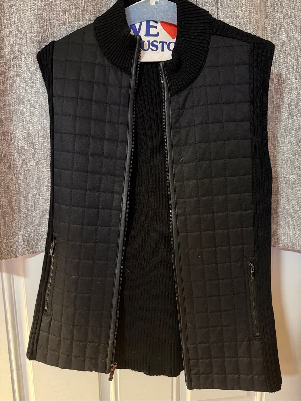 Jones New York Quilted Black Sleeveless Vest